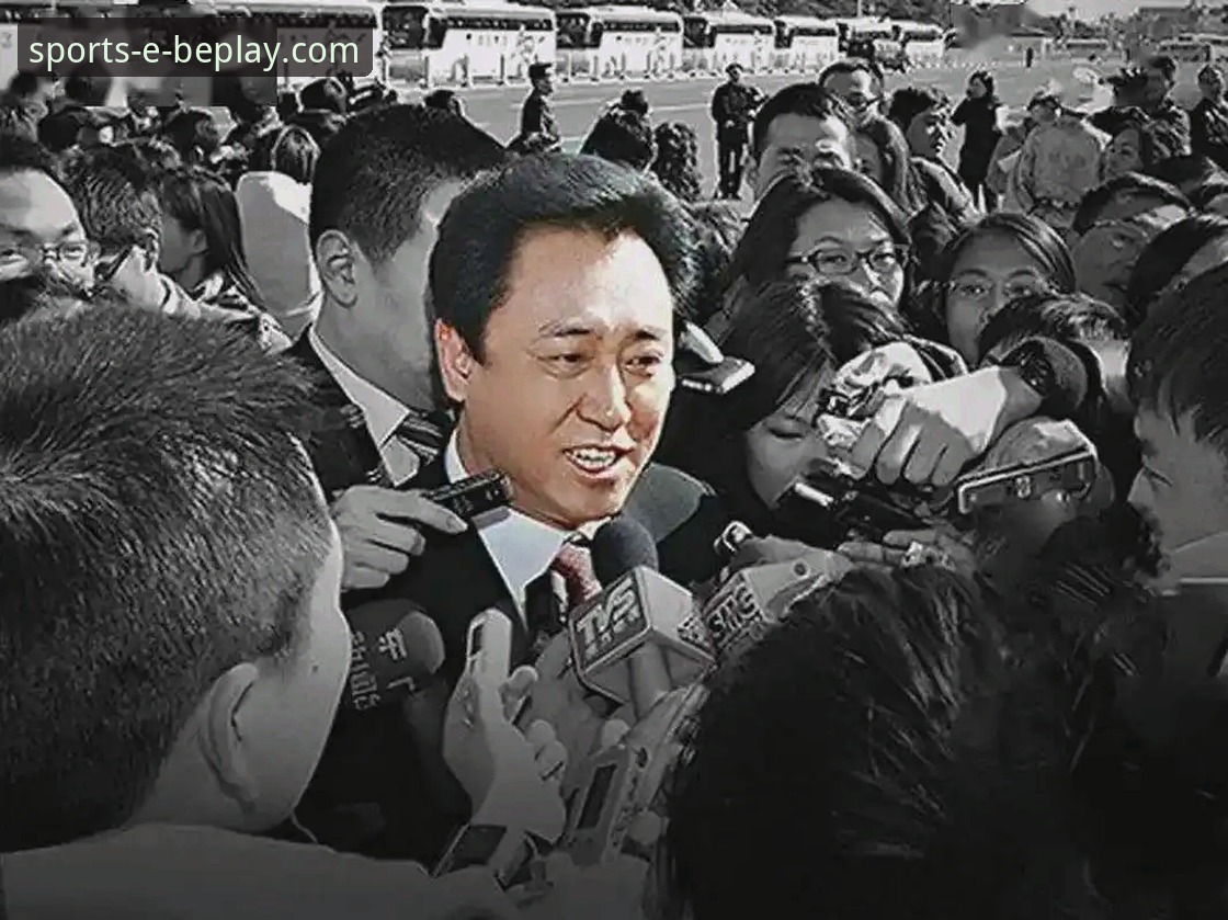 从“金元王朝”到法庭被告，许家印的足球与商业帝国为何崩塌？